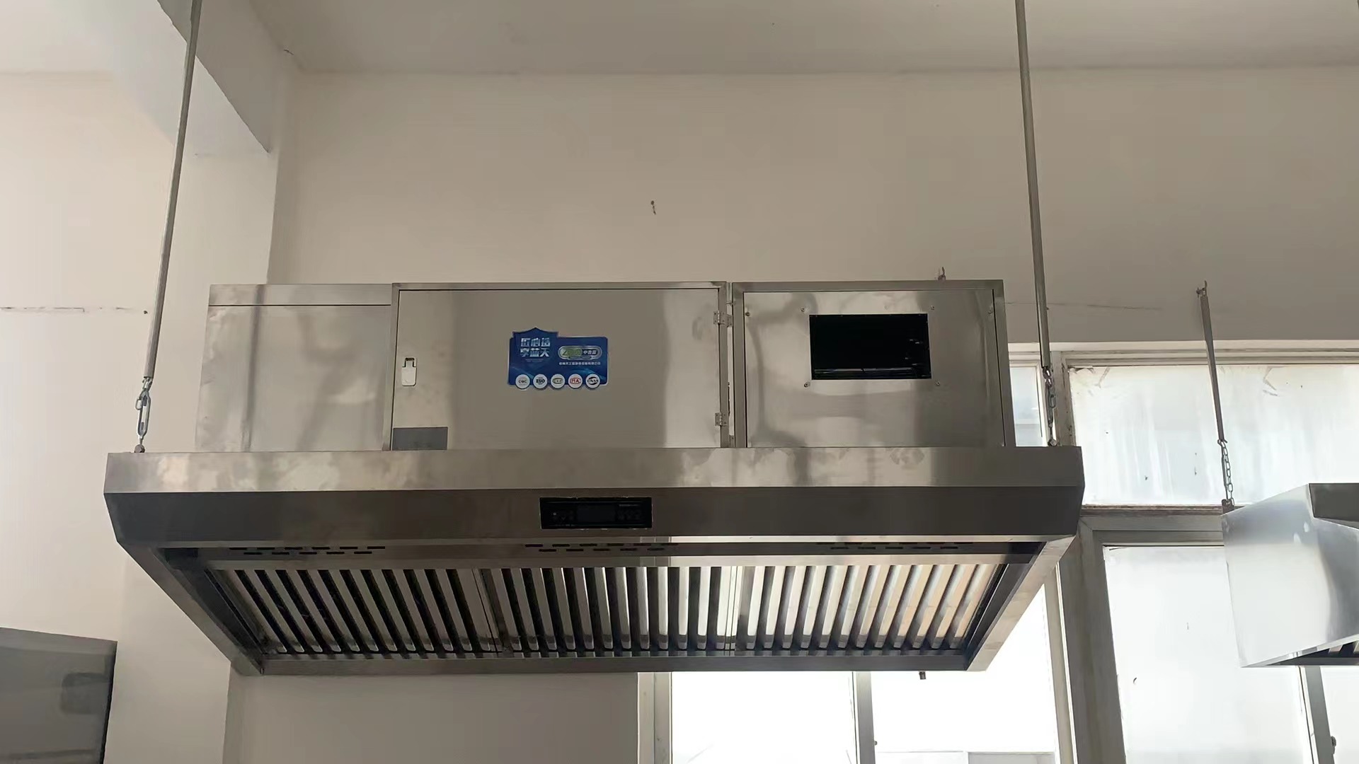 油煙凈化一體機是否適合所有的廚房環境？